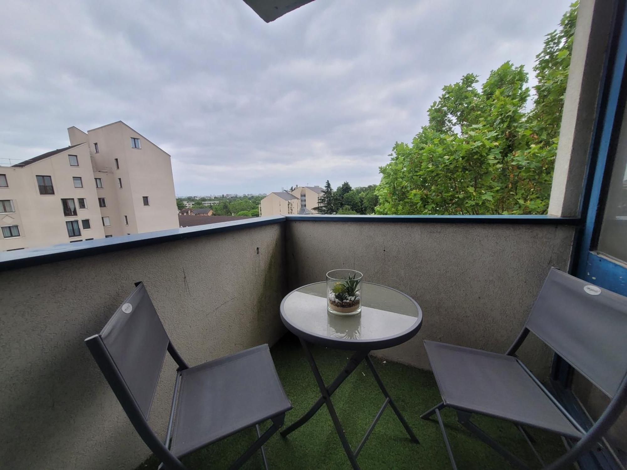 דירות Deuil-la-Barre Parisian Retreat Pour 5 Personnes - 12 Min De Paris - Proche Gare מראה חיצוני תמונה